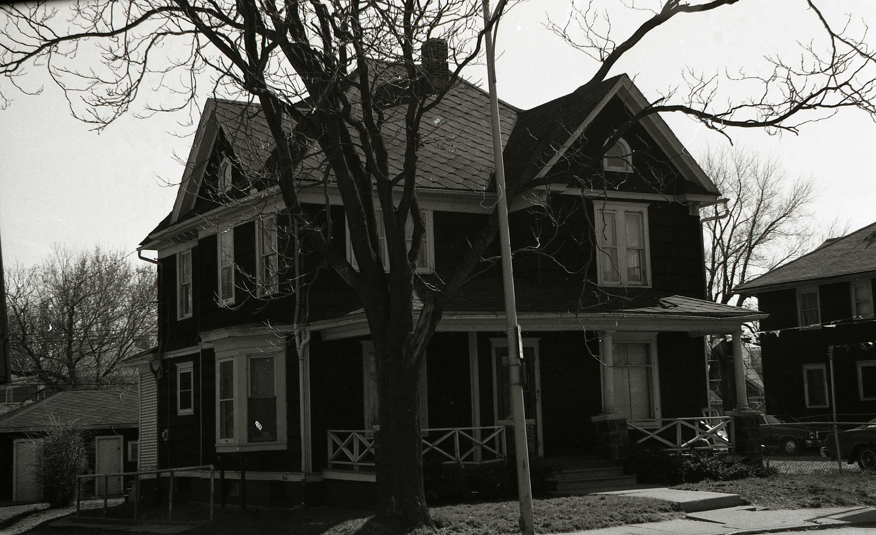 635 Lincolnway East
